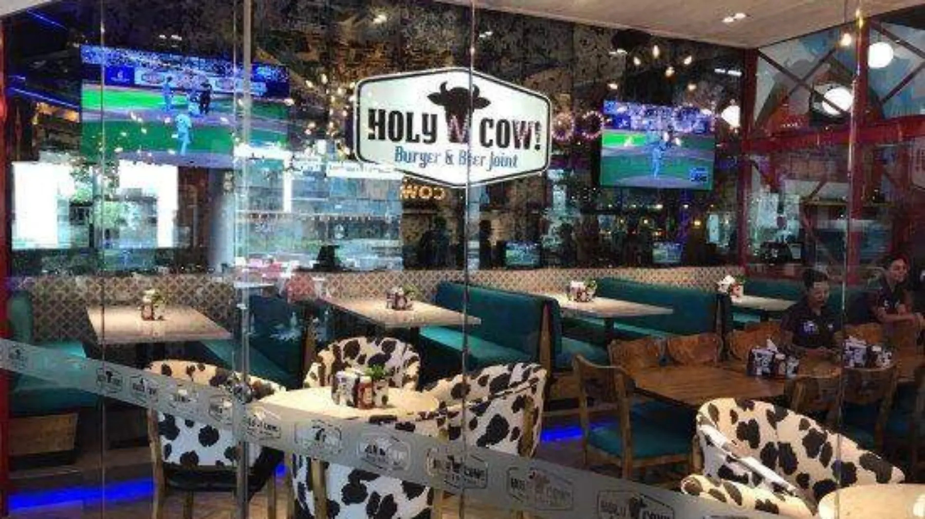 holy cow restaurante